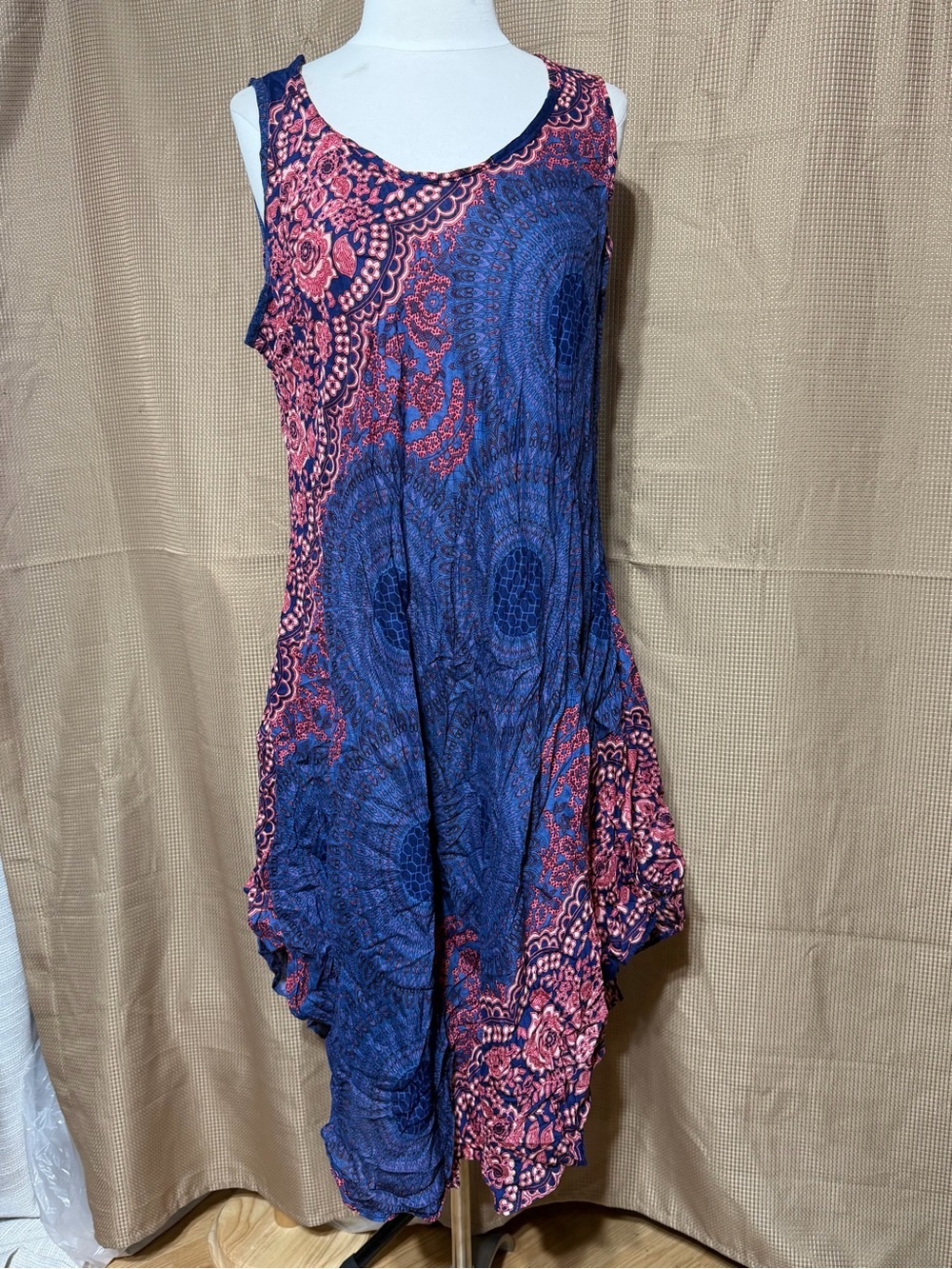 Sleeveless Blue and Pink Printed Midi Dress